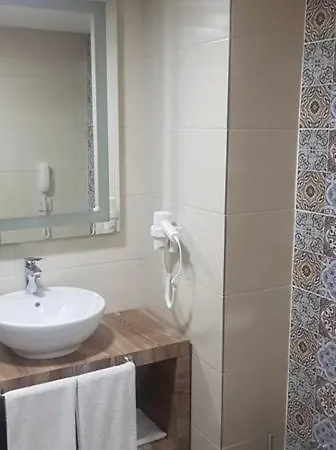 Velmer Hotell Lefke-Karadağ