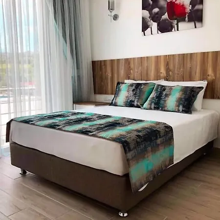 Velmer Hotel 4*